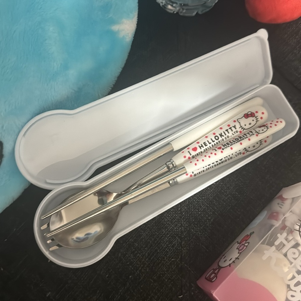 Hello kitty kitchen bundle - Picture 2 of 4